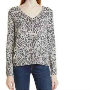 ATM Women's Animal Print Cashmere Cotton Blend V-Neck Long Sleeve Sweater Large